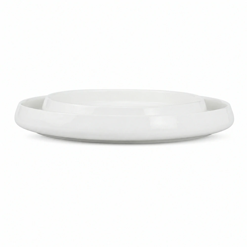 Large Shallow White Ceramic Dinner Plate for Modern Restaurant Plating